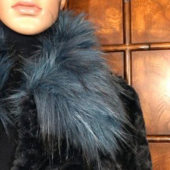 *Rare* Adrienne Landau Dreamworks Trolls Limited Edition Premium Faux Fur Coat - Picture 8 of 11